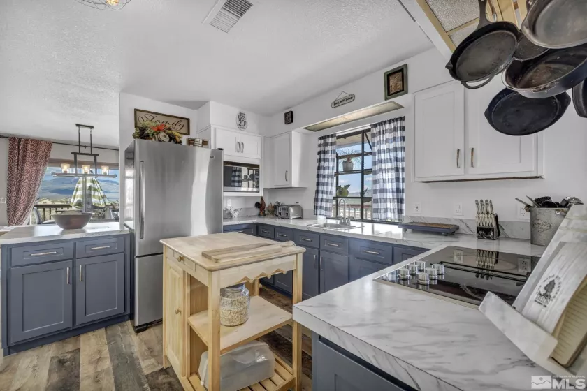 6200 Winnemucca, Reno, Nevada 89510, 4 Bedrooms Bedrooms, ,4 BathroomsBathrooms,Residential,Residential,Winnemucca,250005899