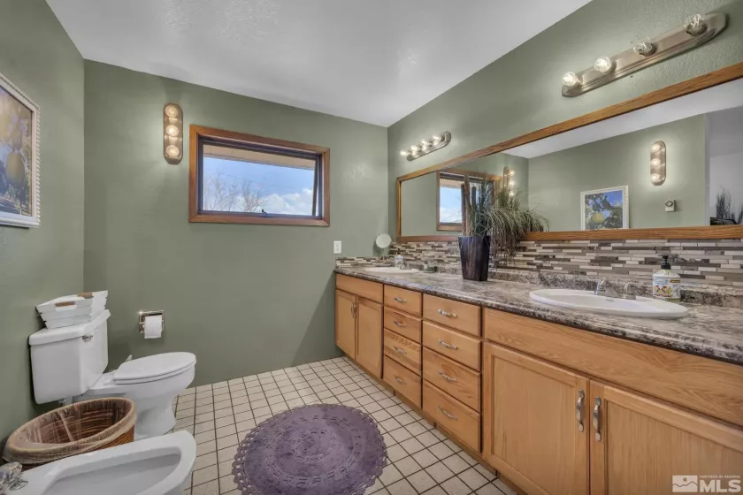 6200 Winnemucca, Reno, Nevada 89510, 4 Bedrooms Bedrooms, ,4 BathroomsBathrooms,Residential,Residential,Winnemucca,250005899