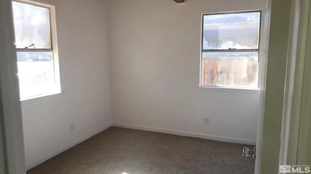 121 Hermansen, Hawthorne, Nevada 89415, 3 Bedrooms Bedrooms, ,2 BathroomsBathrooms,Residential,Residential,Hermansen,250001881