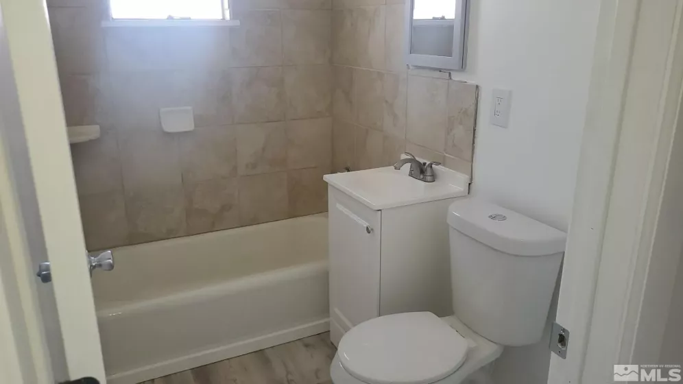 121 Hermansen, Hawthorne, Nevada 89415, 3 Bedrooms Bedrooms, ,2 BathroomsBathrooms,Residential,Residential,Hermansen,250001881