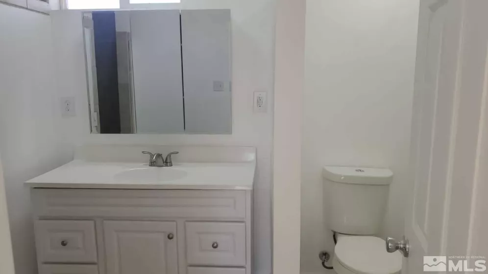 121 Hermansen, Hawthorne, Nevada 89415, 3 Bedrooms Bedrooms, ,2 BathroomsBathrooms,Residential,Residential,Hermansen,250001881