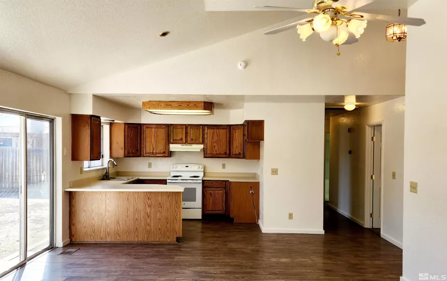450 Pintail, Fallon, Nevada 89406, 3 Bedrooms Bedrooms, ,2 BathroomsBathrooms,Residential,Residential,Pintail,250001356
