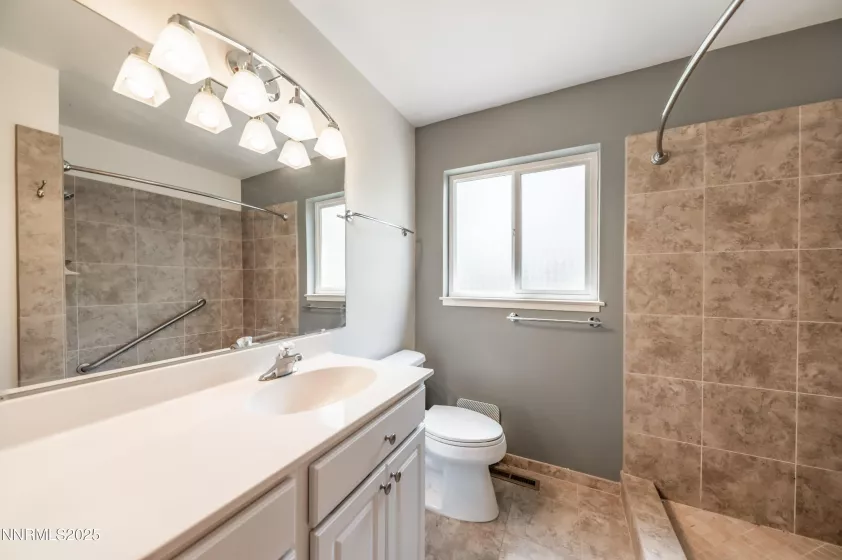 630 Sapphire Cricle, Reno, Nevada 89509, 3 Bedrooms Bedrooms, ,2 BathroomsBathrooms,Residential,Residential,Sapphire Cricle,250002985