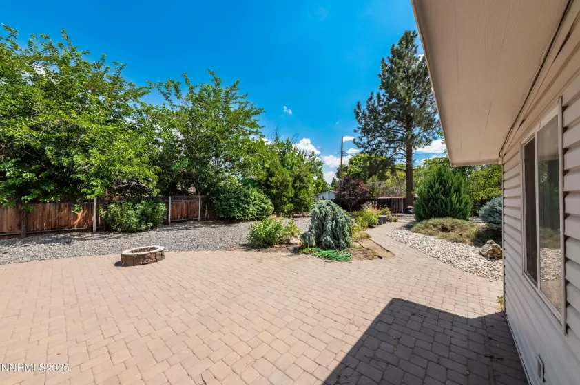 630 Sapphire Cricle, Reno, Nevada 89509, 3 Bedrooms Bedrooms, ,2 BathroomsBathrooms,Residential,Residential,Sapphire Cricle,250002985