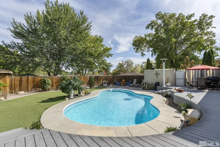 1780 Fairfield, Reno, Nevada 89509, 3 Bedrooms Bedrooms, ,4 BathroomsBathrooms,Residential,Residential,Fairfield,250000840