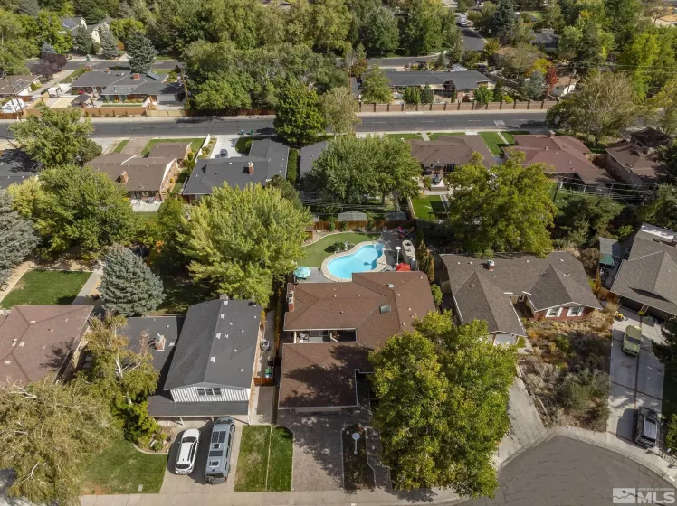 1780 Fairfield, Reno, Nevada 89509, 3 Bedrooms Bedrooms, ,4 BathroomsBathrooms,Residential,Residential,Fairfield,250000840