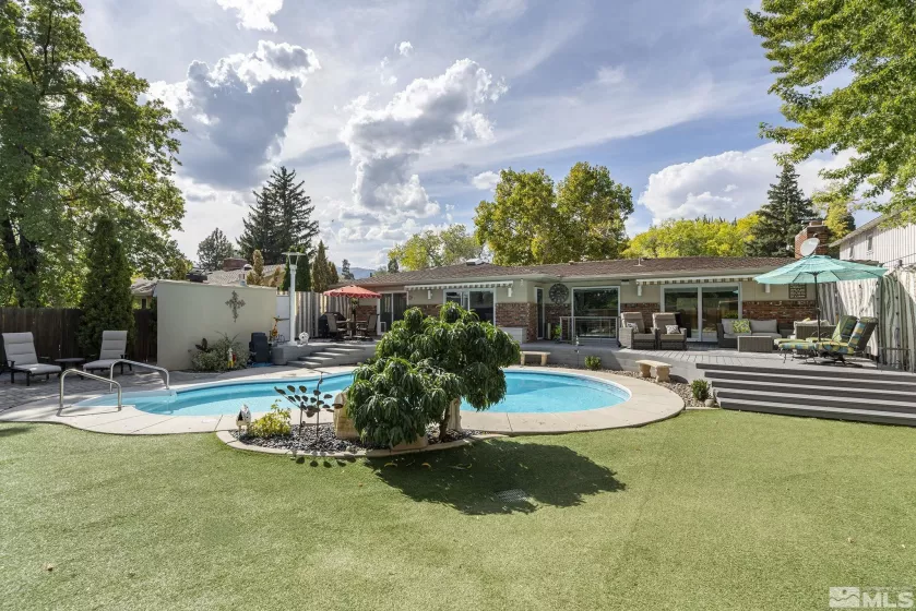 1780 Fairfield, Reno, Nevada 89509, 3 Bedrooms Bedrooms, ,4 BathroomsBathrooms,Residential,Residential,Fairfield,250000840