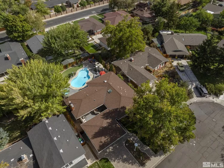 1780 Fairfield, Reno, Nevada 89509, 3 Bedrooms Bedrooms, ,4 BathroomsBathrooms,Residential,Residential,Fairfield,250000840