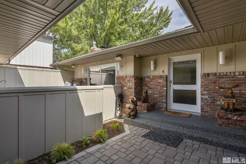 1780 Fairfield, Reno, Nevada 89509, 3 Bedrooms Bedrooms, ,4 BathroomsBathrooms,Residential,Residential,Fairfield,250000840