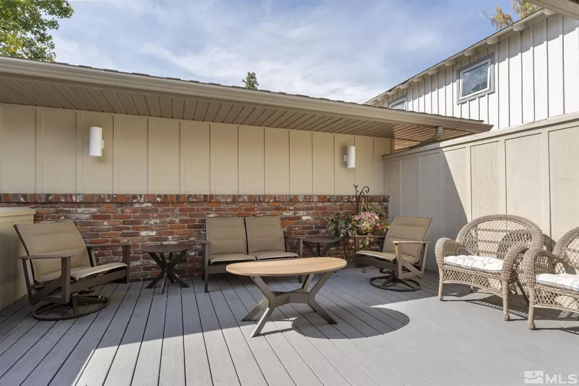 1780 Fairfield, Reno, Nevada 89509, 3 Bedrooms Bedrooms, ,4 BathroomsBathrooms,Residential,Residential,Fairfield,250000840