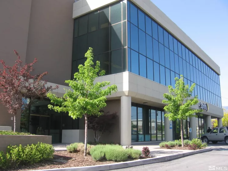 5011 Meadowood Mall, Reno, Nevada 89502, ,Commercial Lease,Manufactured,Meadowood Mall,240011584