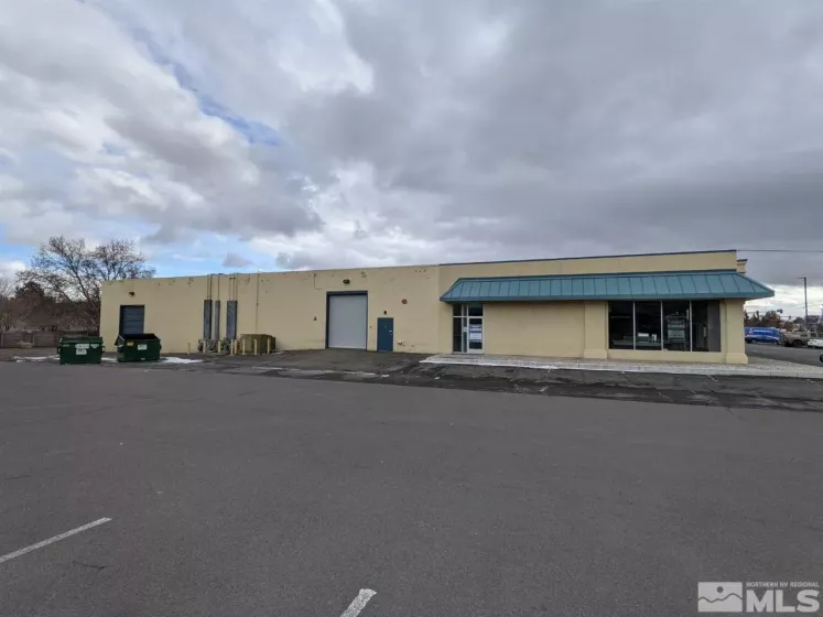 3745 Carson, Carson City, Nevada 89706, ,Commercial Lease,Manufactured,Carson,240006871
