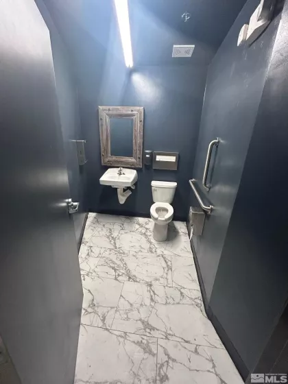 25 2nd, Reno, Nevada 89501, ,Commercial Lease,Manufactured,2nd,240006688