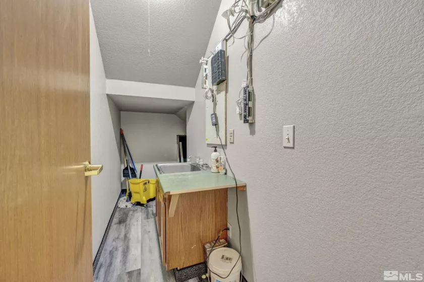 783 Basque, Carson City, Nevada 89706, ,Commercial Lease,Manufactured,Basque,240006011