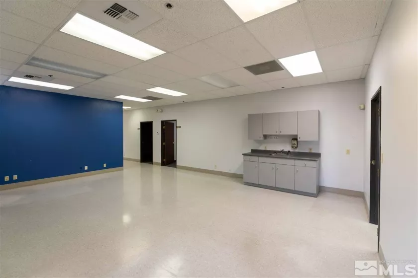 1360 Curry, Carson City, Nevada 89703, ,Commercial Lease,Manufactured,Curry,200016139
