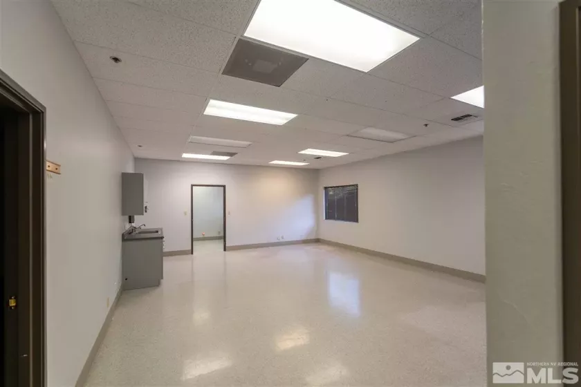 1360 Curry, Carson City, Nevada 89703, ,Commercial Lease,Manufactured,Curry,200016139