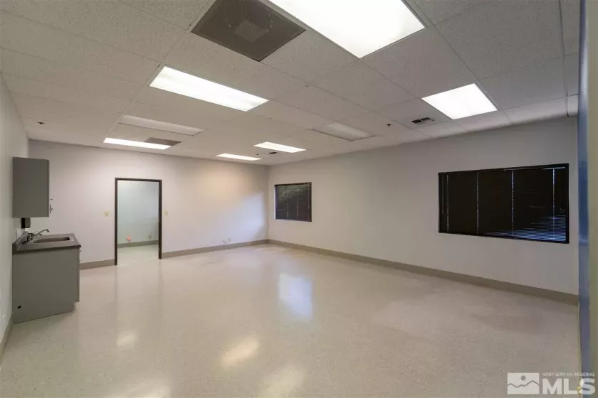 1360 Curry, Carson City, Nevada 89703, ,Commercial Lease,Manufactured,Curry,200016139