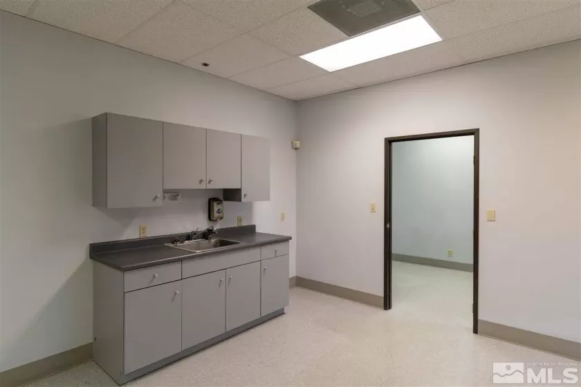 1360 Curry, Carson City, Nevada 89703, ,Commercial Lease,Manufactured,Curry,200016139