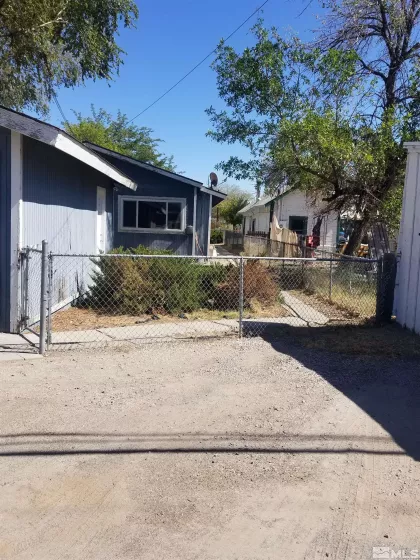 250 - 252 Taylor, Fallon, Nevada 89406, ,Residential Income,Residential,Taylor,210016698