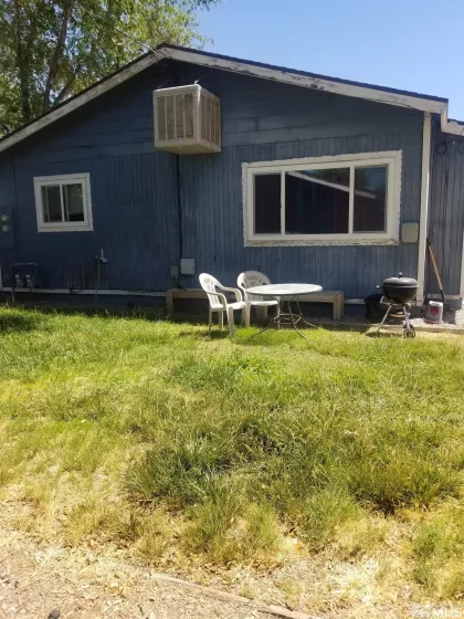 250 - 252 Taylor, Fallon, Nevada 89406, ,Residential Income,Residential,Taylor,210016698