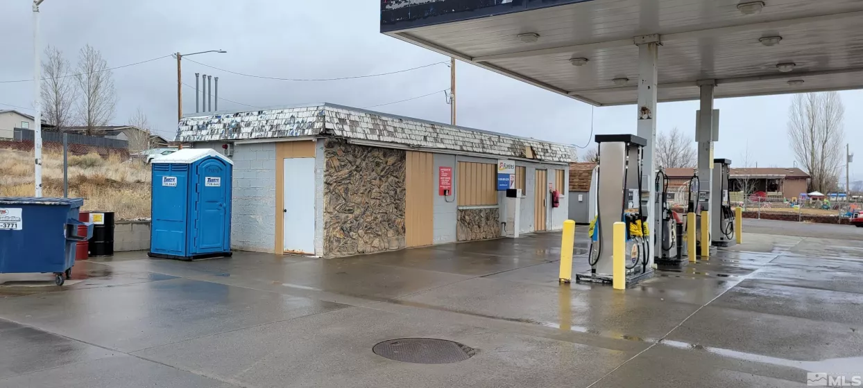 424 Chestnut, Carlin, Nevada 89822, ,Commercial Sale,Residential,Chestnut,240002944
