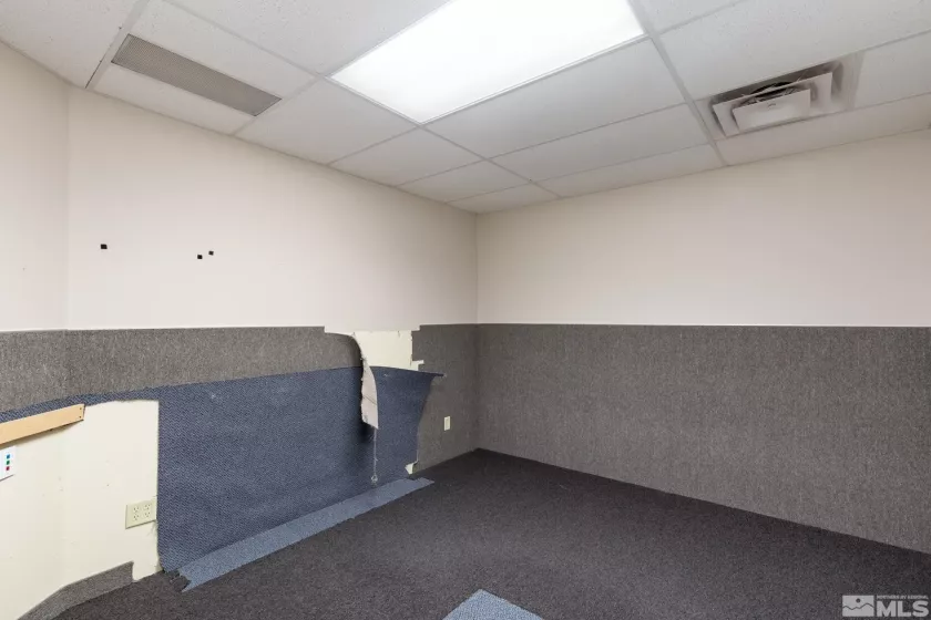 1750 Manzanita, Elko, Nevada 89801, ,Commercial Sale,Residential,Manzanita,240011475