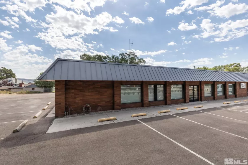 1750 Manzanita, Elko, Nevada 89801, ,Commercial Sale,Residential,Manzanita,240011475