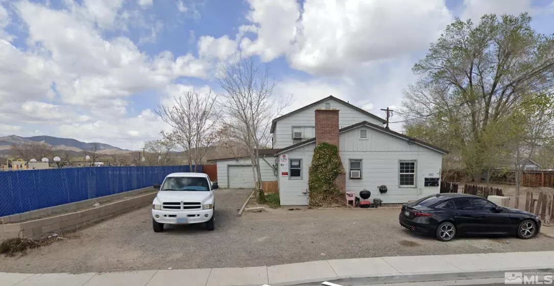 180 Hardie, Fernley, Nevada 89408, ,Residential Income,Residential,Hardie,240010463