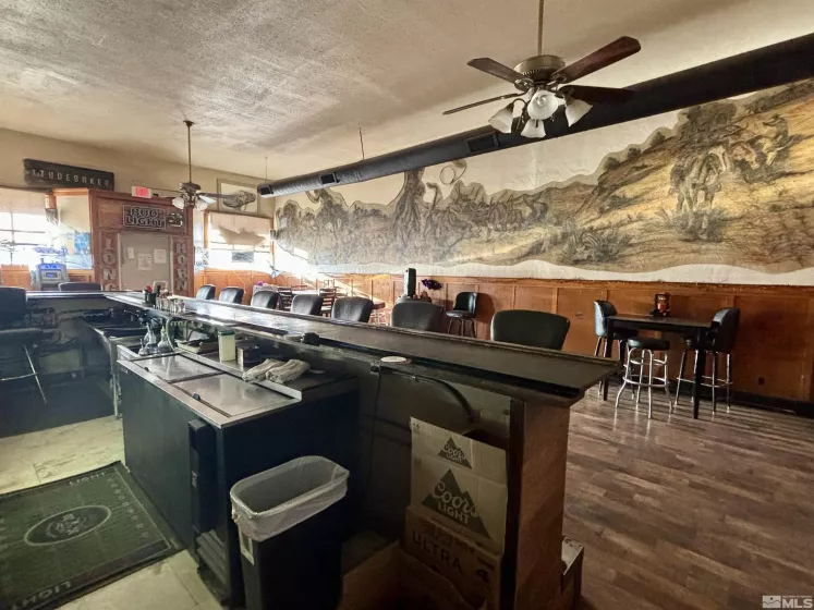 925 & 935 Broadway, Lovelock, Nevada 89419, ,Commercial Sale,Residential,Broadway,240013194