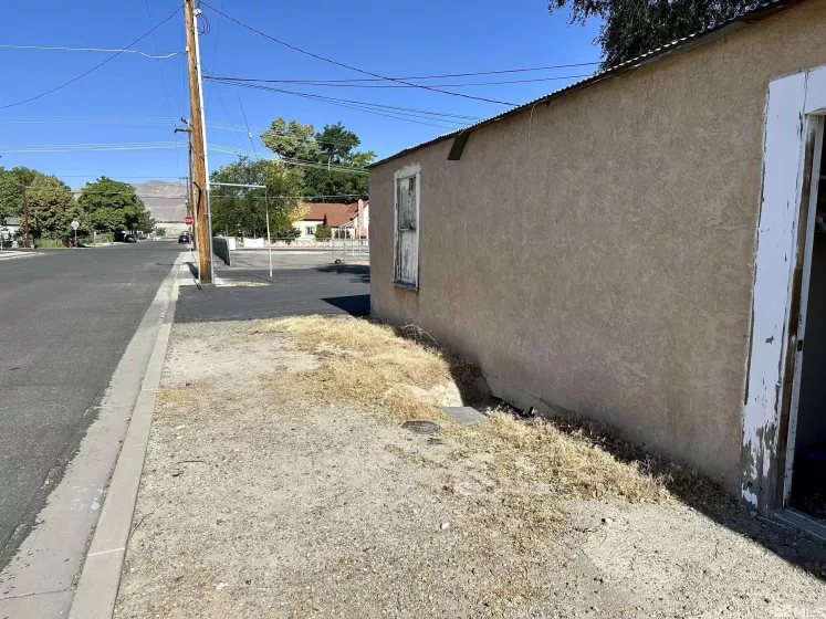 101 Main, Yerington, Nevada 89447, ,Commercial Sale,Residential,Main,240008246