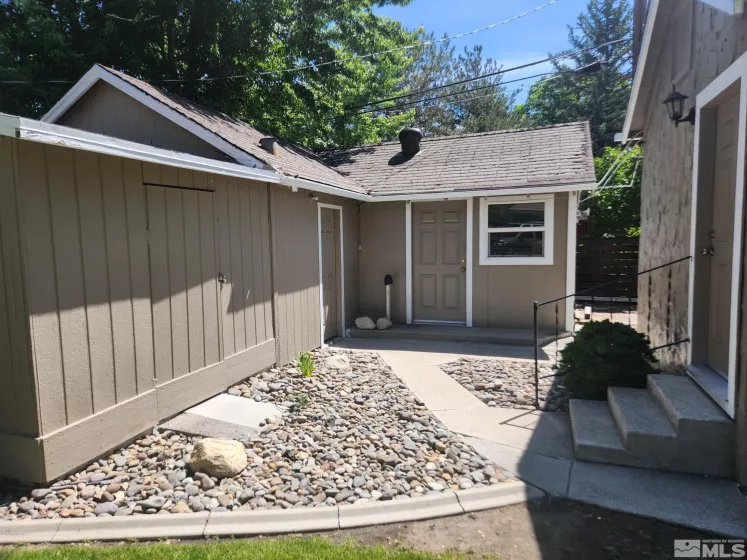 612 Caroline, Carson City, Nevada 89701, ,Commercial Sale,Residential,Caroline,240006428