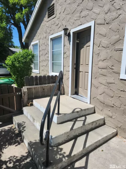 612 Caroline, Carson City, Nevada 89701, ,Commercial Sale,Residential,Caroline,240006428