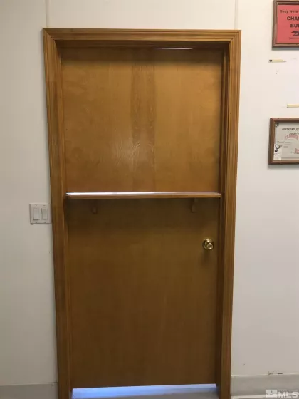 1040 Skyline, Battle Mountain, Nevada 89820, ,Commercial Sale,Residential,Skyline,240006024