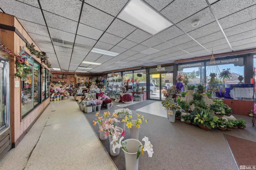 1657 Prater, Sparks, Nevada 89431, ,Commercial Sale,Residential,Prater,250005918