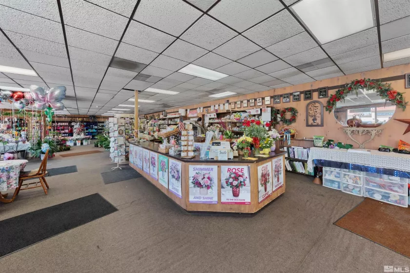 1657 Prater, Sparks, Nevada 89431, ,Commercial Sale,Residential,Prater,250005918
