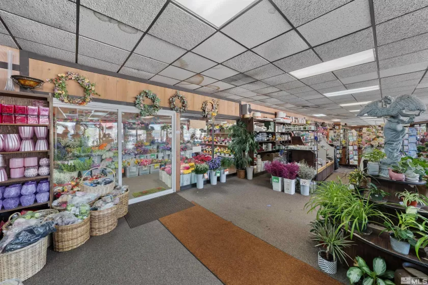 1657 Prater, Sparks, Nevada 89431, ,Commercial Sale,Residential,Prater,250005918