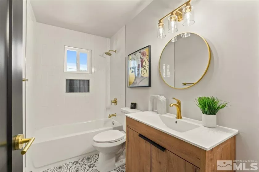 395 Chevy Chase, Reno, Nevada 89509, 3 Bedrooms Bedrooms, ,2 BathroomsBathrooms,Residential,Residential,Chevy Chase,250001092