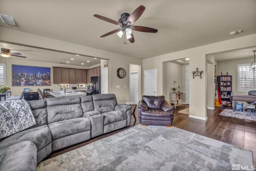 132 Egan, Dayton, Nevada 89403, 3 Bedrooms Bedrooms, ,2 BathroomsBathrooms,Residential,Residential,Egan,250004251