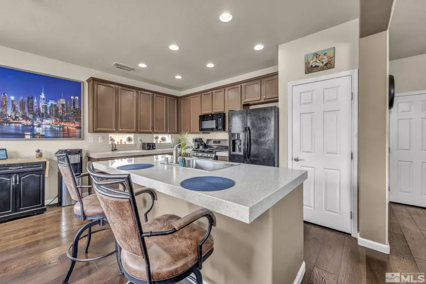 132 Egan, Dayton, Nevada 89403, 3 Bedrooms Bedrooms, ,2 BathroomsBathrooms,Residential,Residential,Egan,250004251