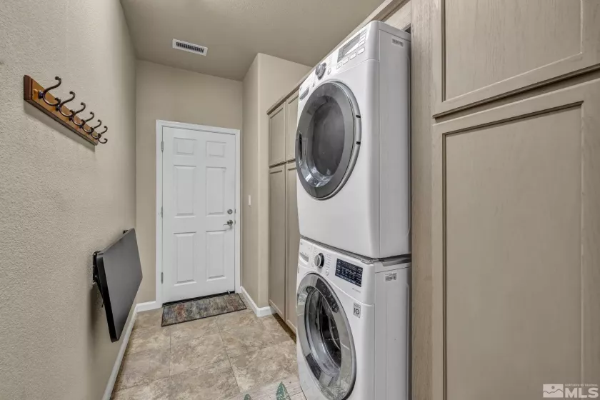 132 Egan, Dayton, Nevada 89403, 3 Bedrooms Bedrooms, ,2 BathroomsBathrooms,Residential,Residential,Egan,250004251