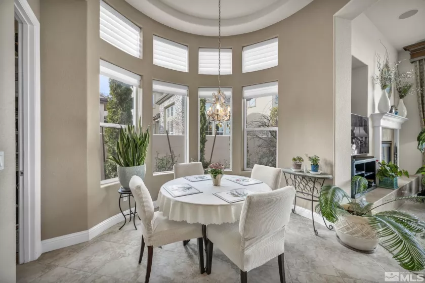 10100 Via Ponte, Reno, Nevada 89511, 4 Bedrooms Bedrooms, ,5 BathroomsBathrooms,Residential,Residential,Via Ponte,250003809