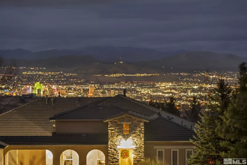10100 Via Ponte, Reno, Nevada 89511, 4 Bedrooms Bedrooms, ,5 BathroomsBathrooms,Residential,Residential,Via Ponte,250003809