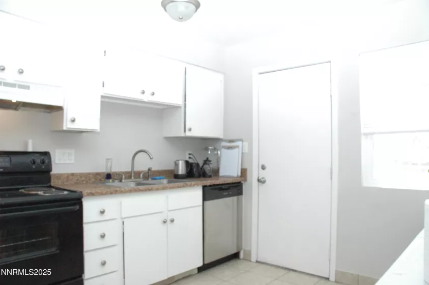 1424 9th, Reno, Nevada 89512, 3 Bedrooms Bedrooms, ,3 BathroomsBathrooms,Residential,Residential,9th,250005920