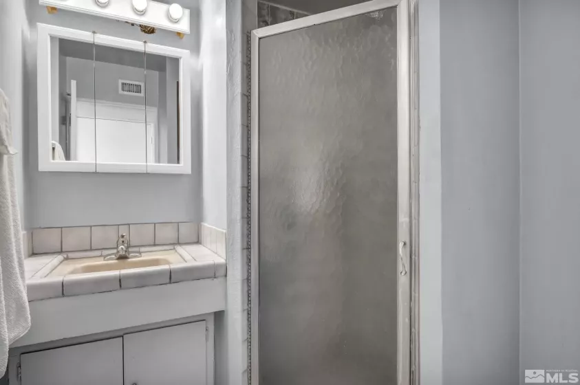 280 Island, Reno, Nevada 89501, 1 Bedroom Bedrooms, ,2 BathroomsBathrooms,Residential,Residential,Island,250005945