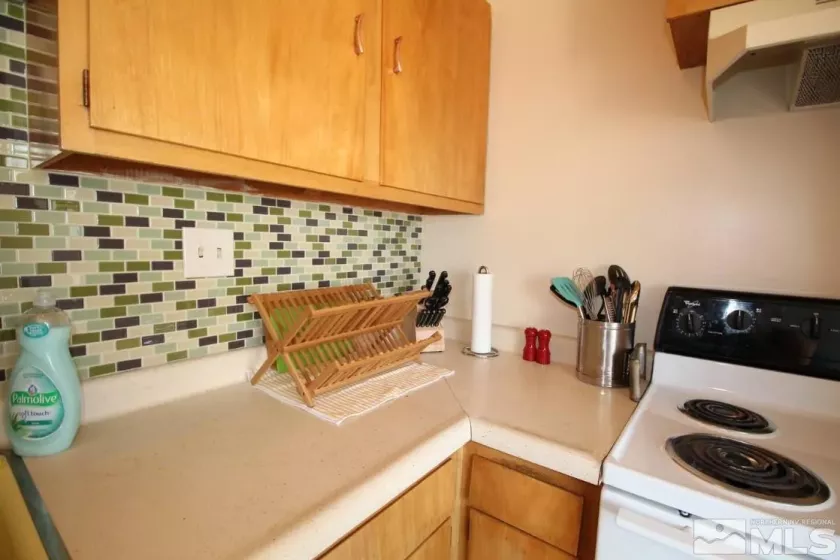 280 Island, Reno, Nevada 89501, 1 Bedroom Bedrooms, ,2 BathroomsBathrooms,Residential,Residential,Island,250005945