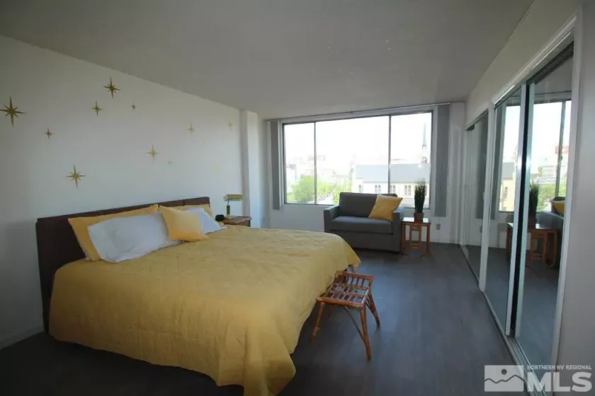 280 Island, Reno, Nevada 89501, 1 Bedroom Bedrooms, ,2 BathroomsBathrooms,Residential,Residential,Island,250005945