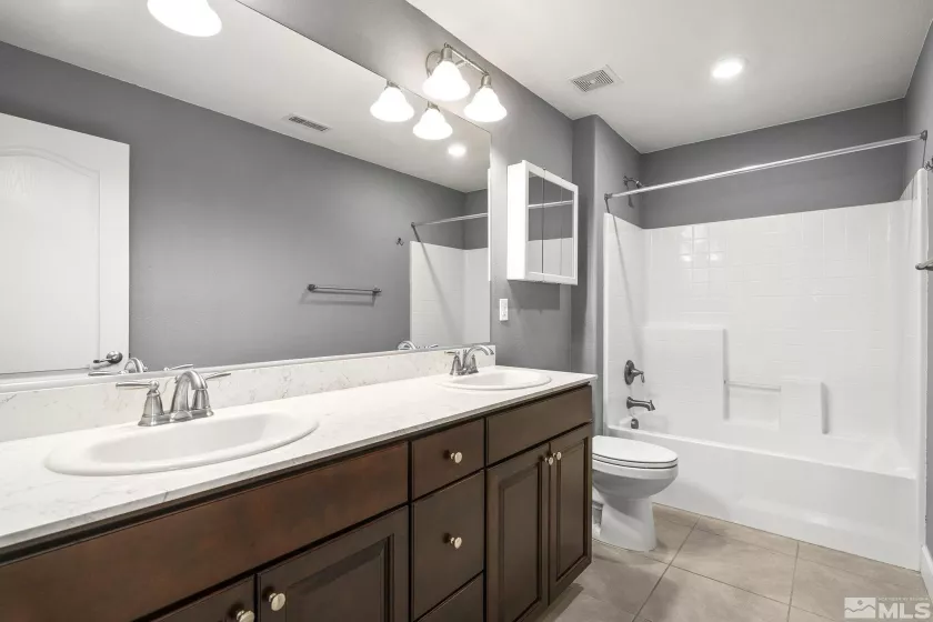 1132 Alder Walk, Sparks, Nevada 89441, 4 Bedrooms Bedrooms, ,3 BathroomsBathrooms,Residential,Residential,Alder Walk,250005946