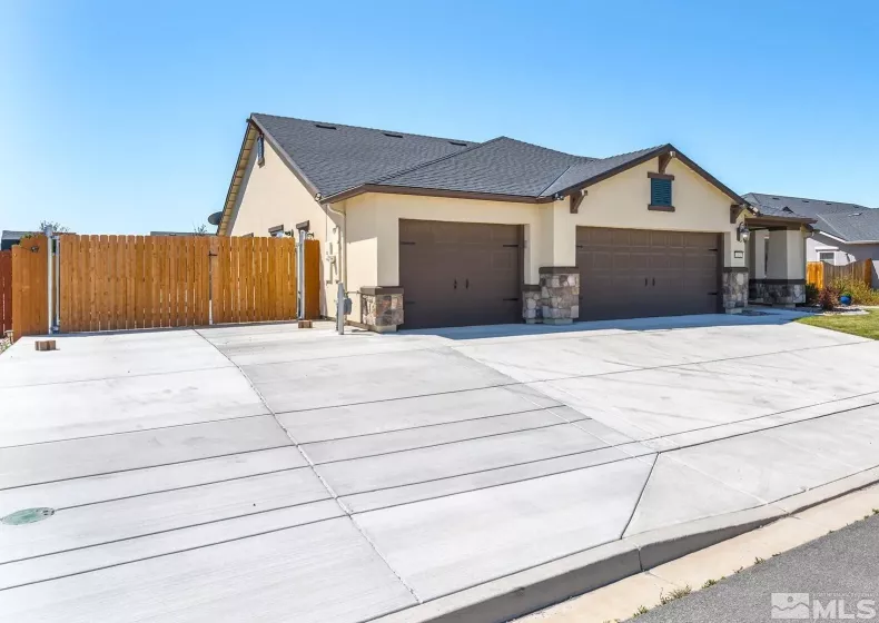 1132 Alder Walk, Sparks, Nevada 89441, 4 Bedrooms Bedrooms, ,3 BathroomsBathrooms,Residential,Residential,Alder Walk,250005946