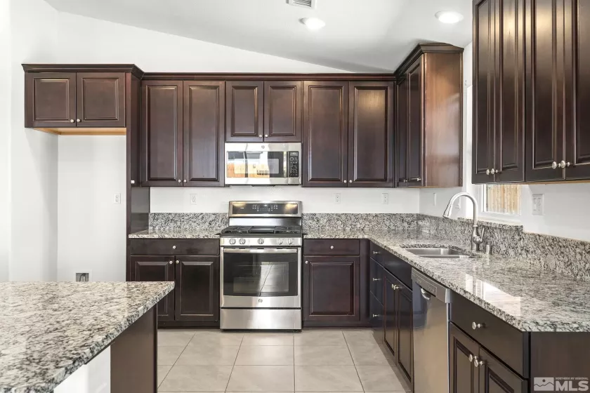 1132 Alder Walk, Sparks, Nevada 89441, 4 Bedrooms Bedrooms, ,3 BathroomsBathrooms,Residential,Residential,Alder Walk,250005946
