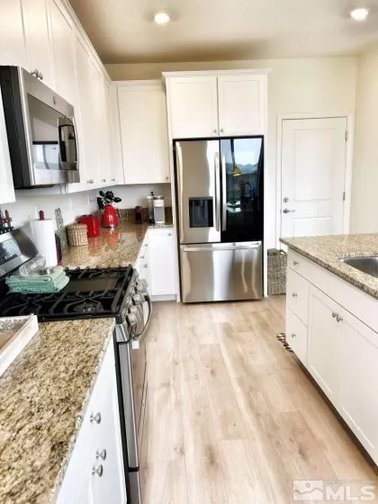 2234 Great Bluffs, Sparks, Nevada 89436, 4 Bedrooms Bedrooms, ,4 BathroomsBathrooms,Residential,Residential,Great Bluffs,250004869